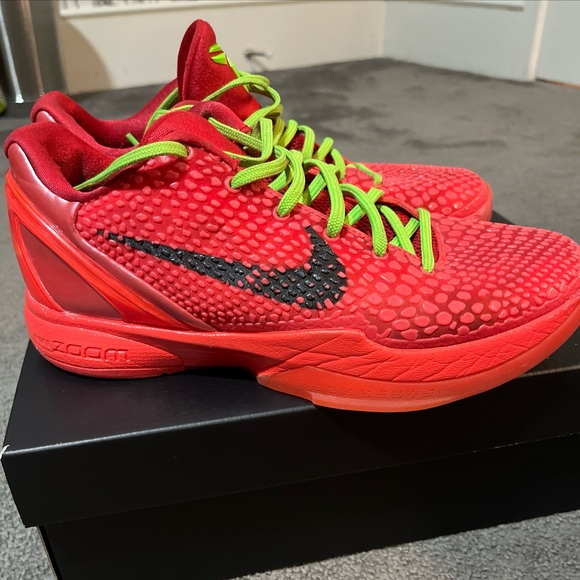 Kobe 6 Reverse Grinch (Size 8, good condition) - Picture 2 of 5